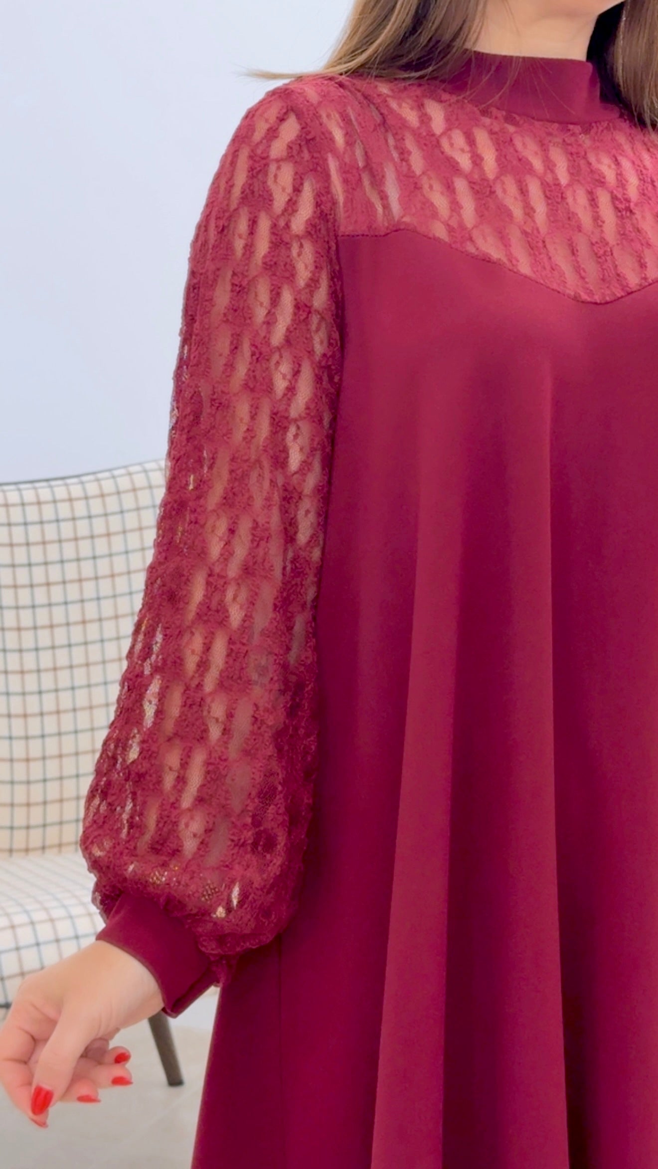 VESTIDO CALADO