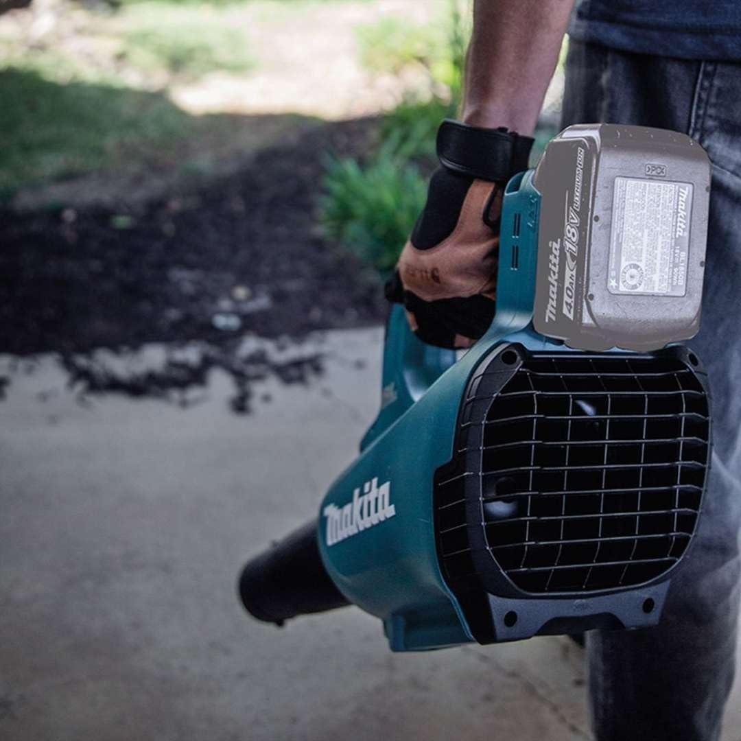 Soplador LXT 18 V (1 x 5,0 Ah) con cargador rápido - DUB184RT