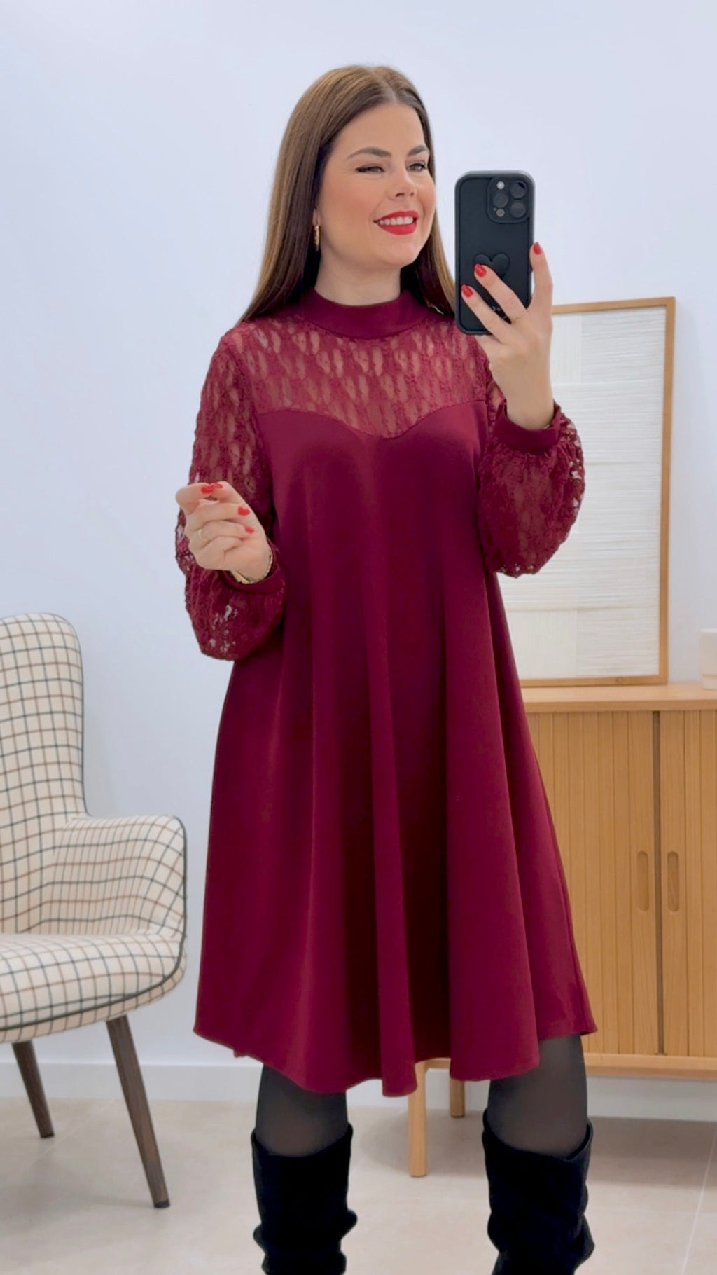 VESTIDO CALADO