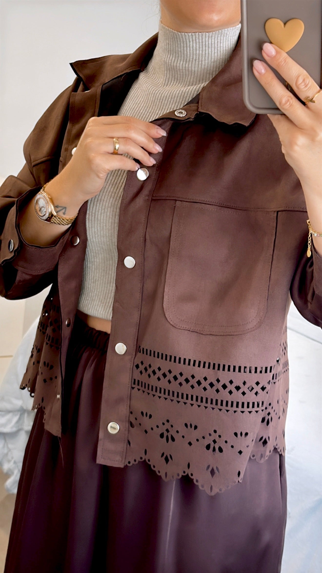 CHAQUETA TROQUELADA ANTE