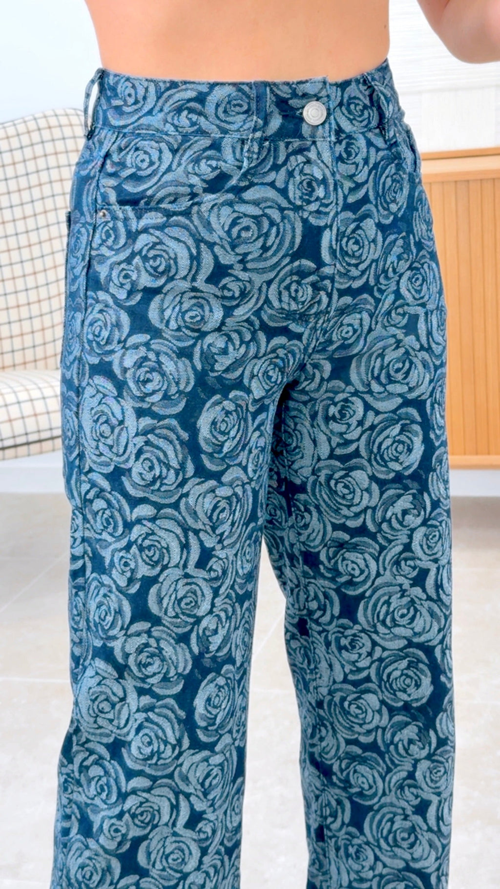 PANTAL¨®N DENIM ROSAS